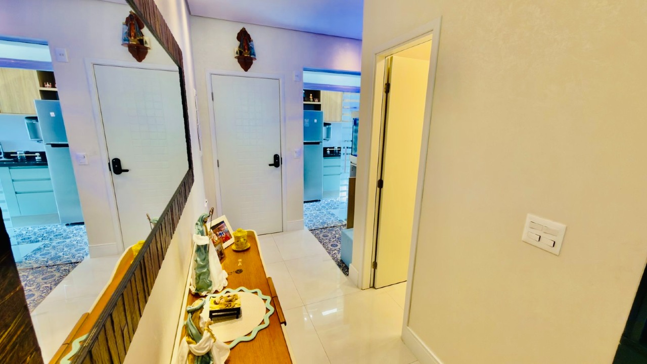 Apartamento à venda no Ponta da Praia: 