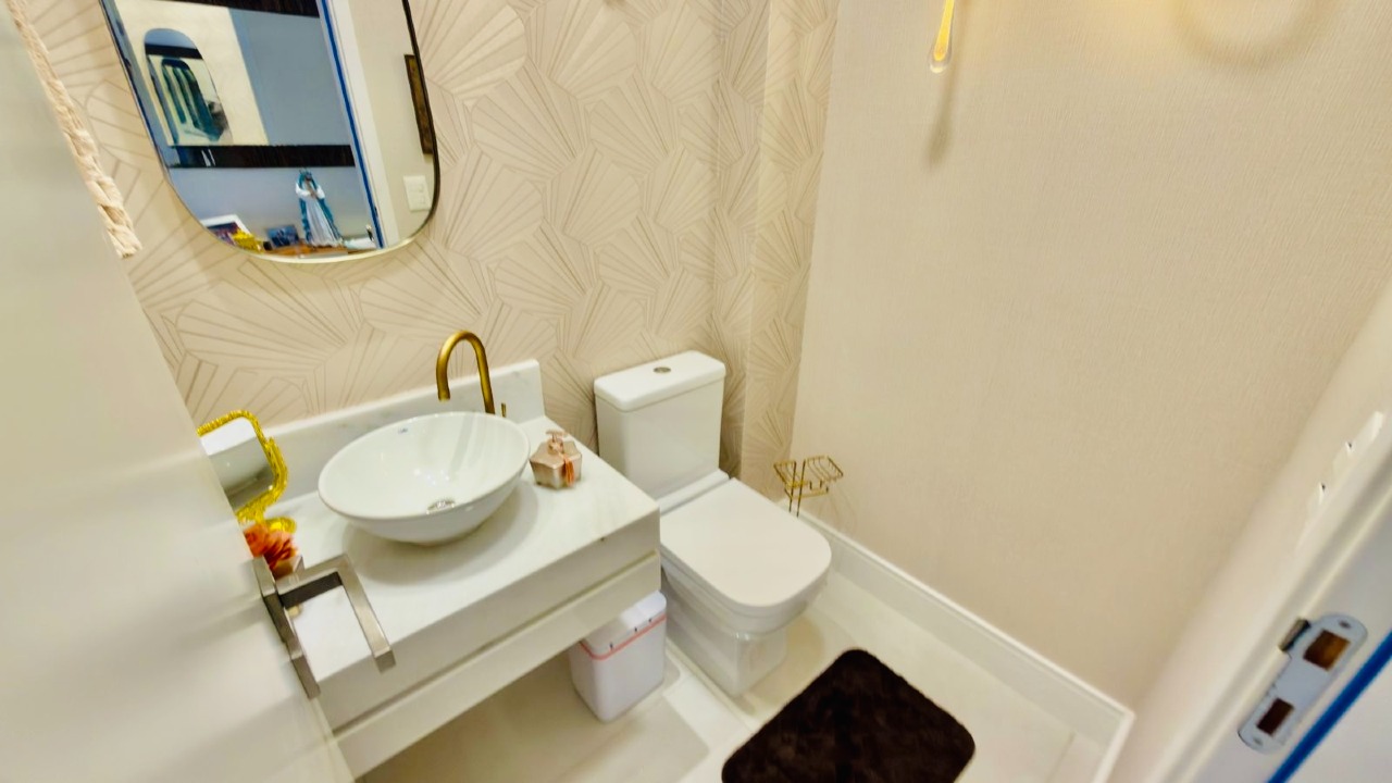 Apartamento à venda no Ponta da Praia: 