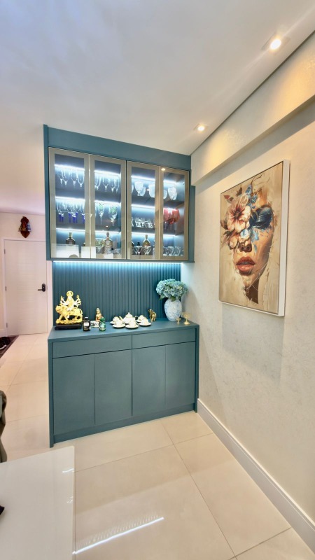 Apartamento à venda no Ponta da Praia: 