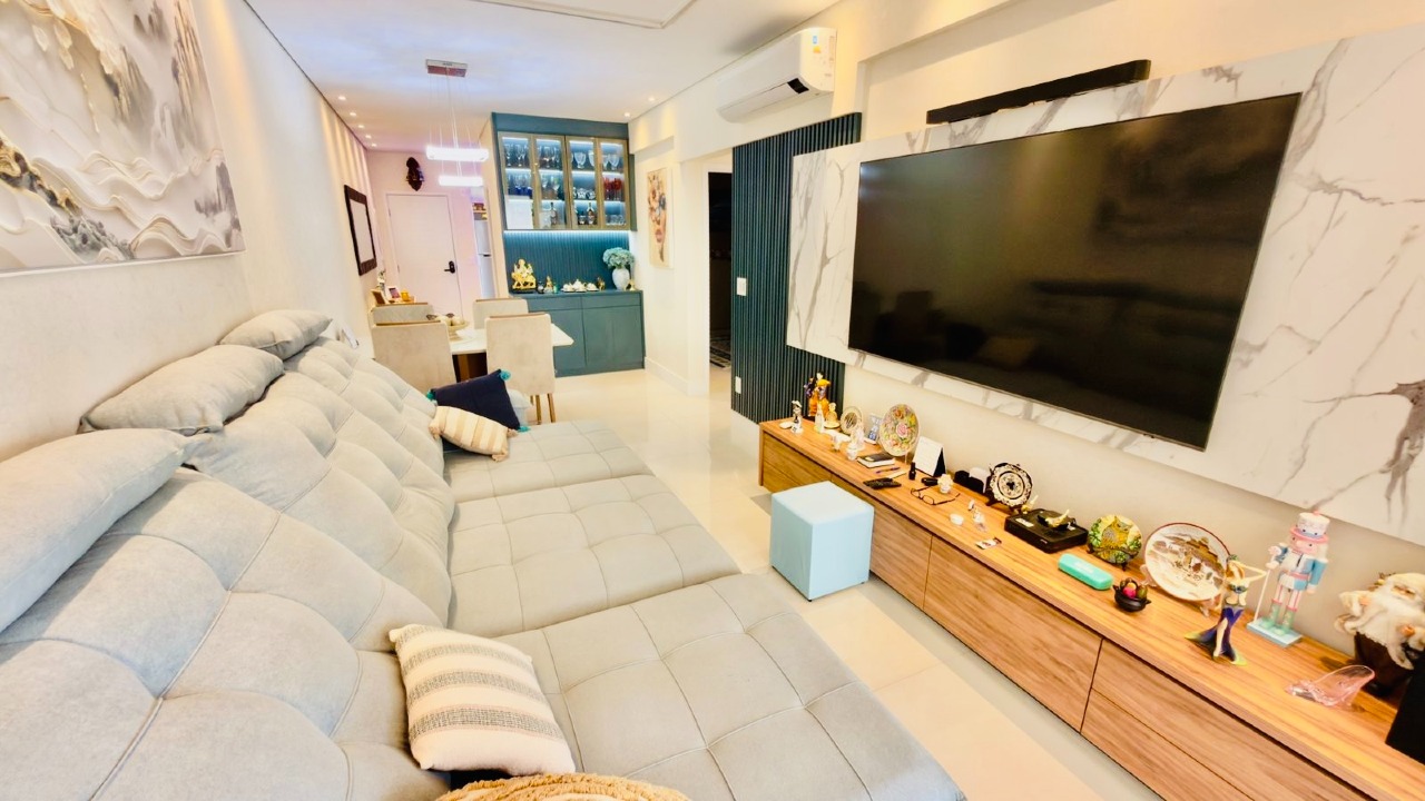 Apartamento à venda no Ponta da Praia: 