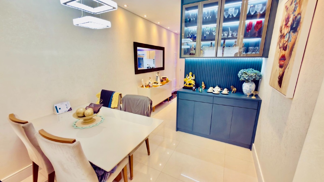 Apartamento à venda no Ponta da Praia: 