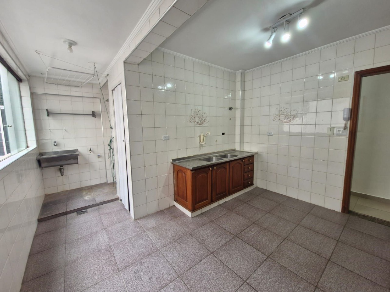 Apartamento à venda no Ponta da Praia: 