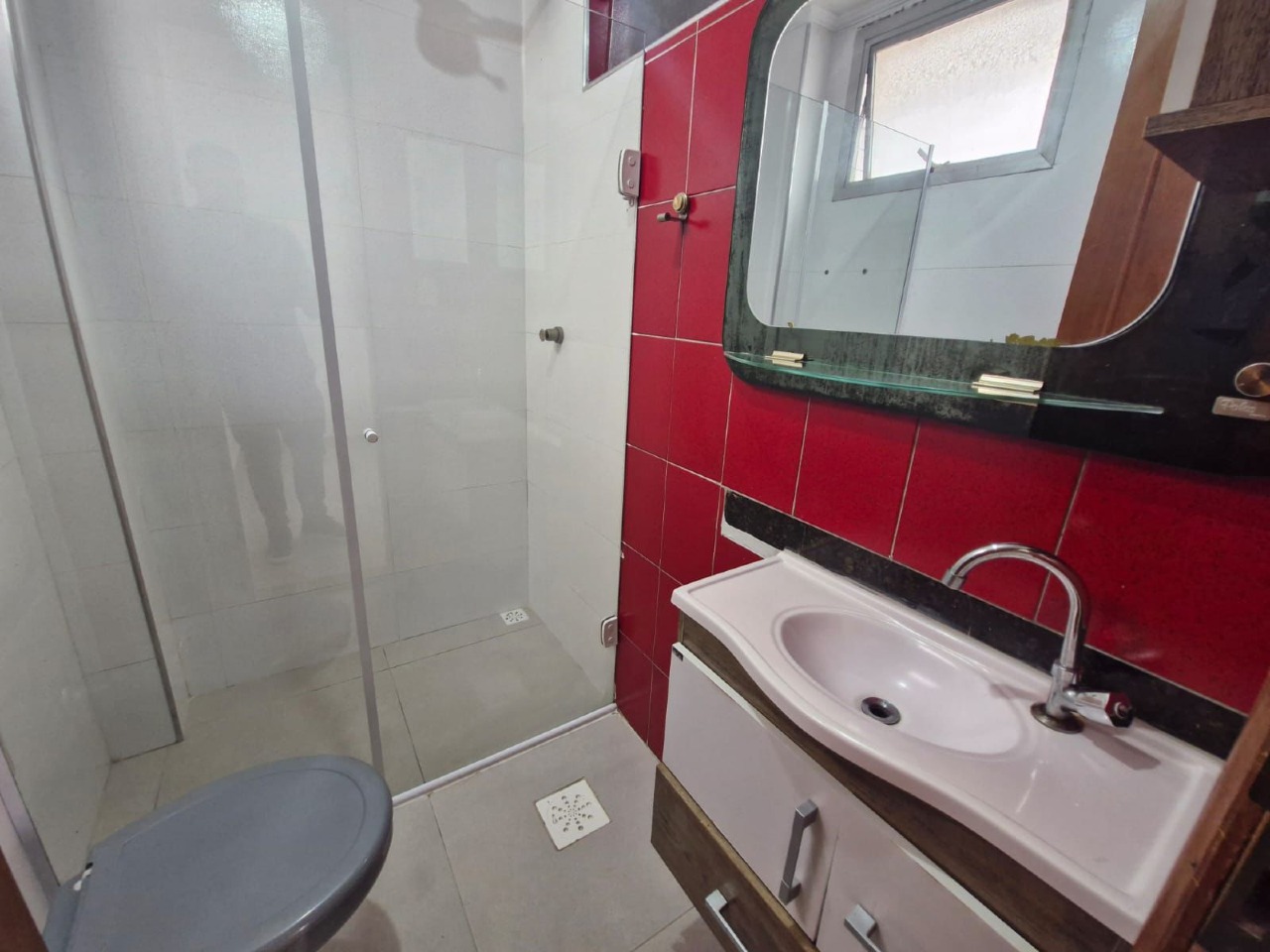 Apartamento à venda no Ponta da Praia: 