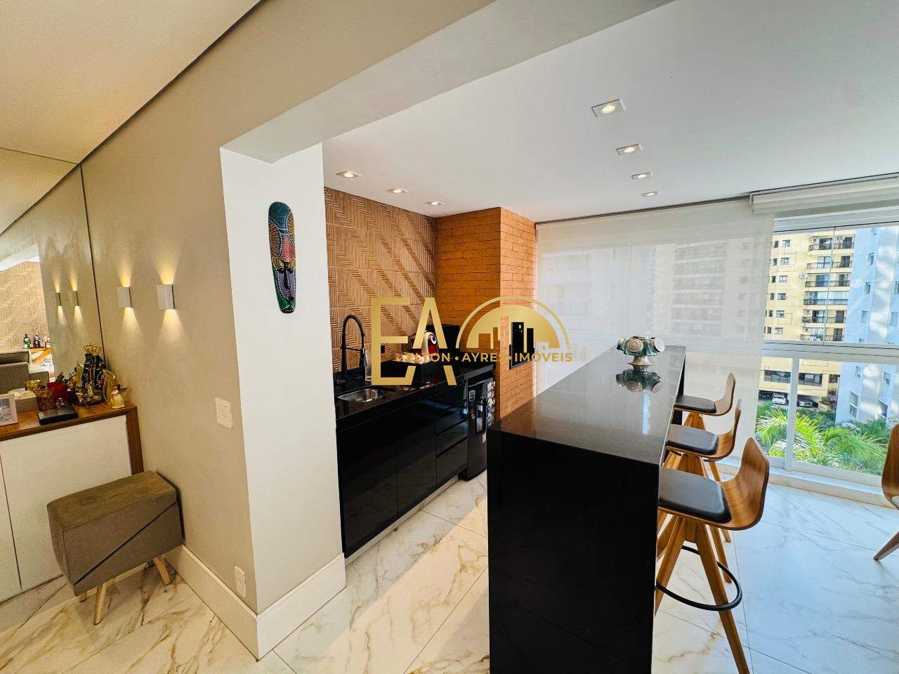 Apartamento à venda no Ponta da Praia: 