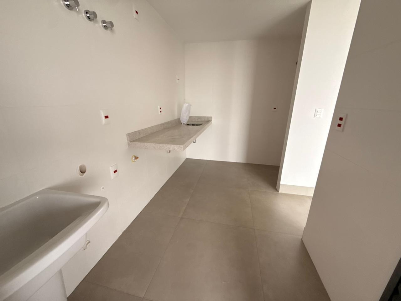 Apartamento à venda no Boqueirão: