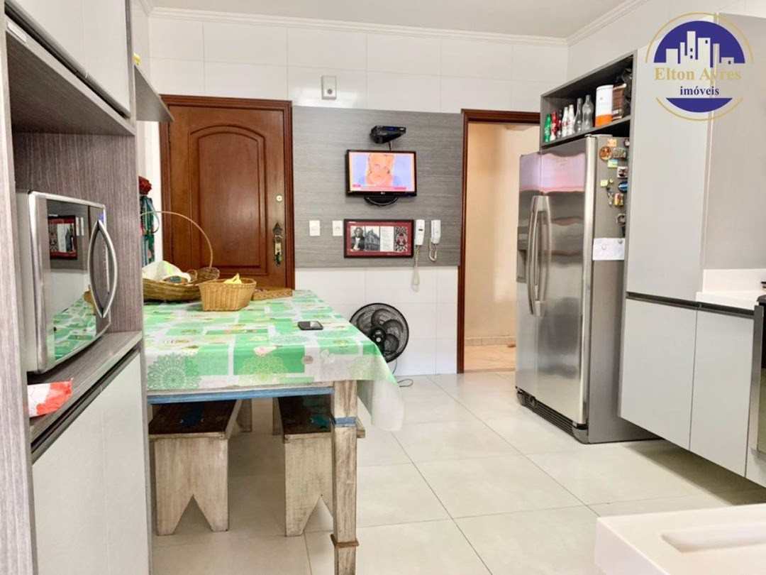 Apartamento à venda no Ponta da Praia: 