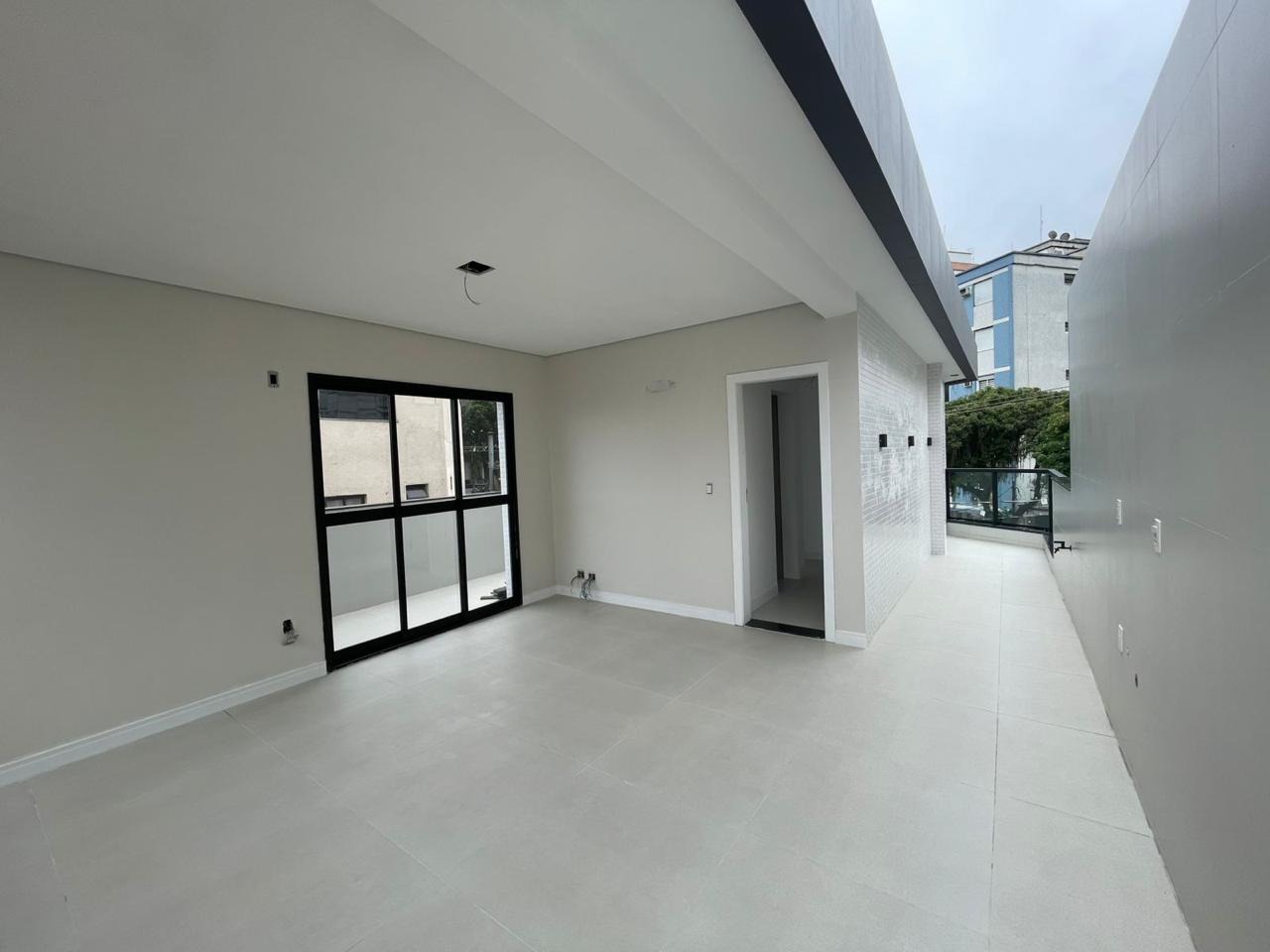 Casa à venda no Embaré: 