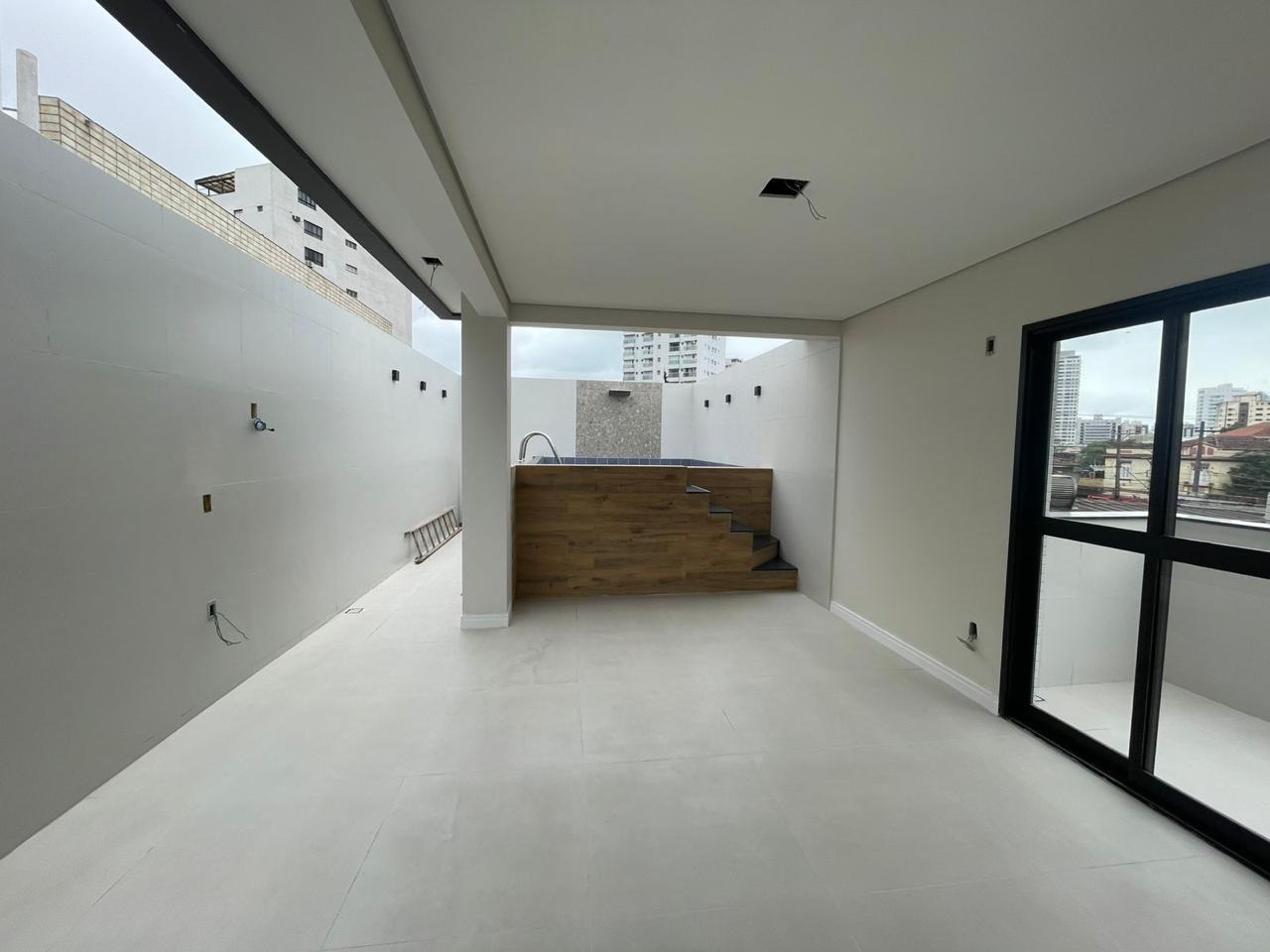 Casa à venda no Embaré: