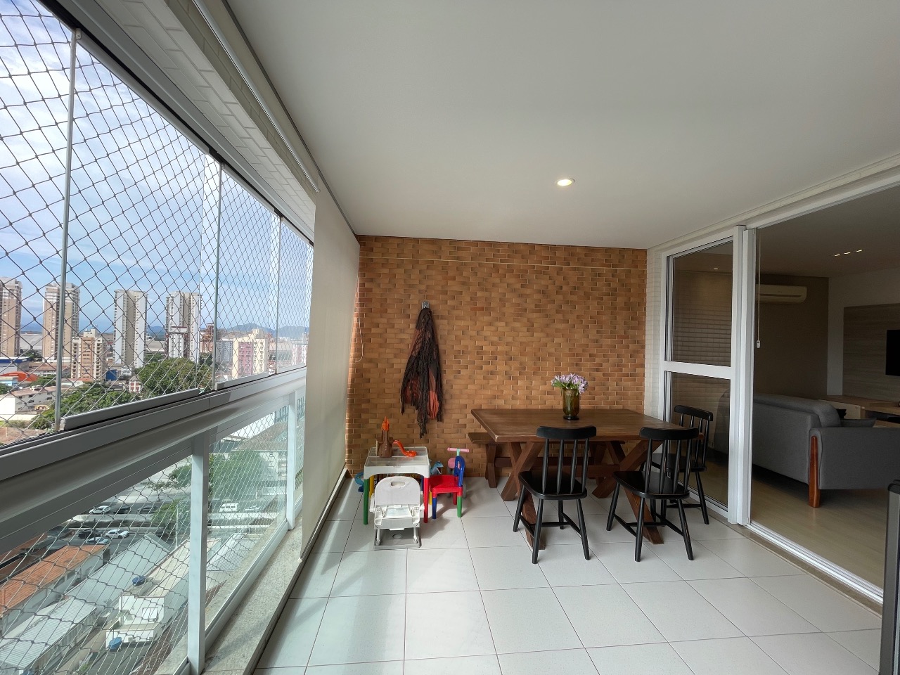 Apartamento à venda no Ponta da Praia: 