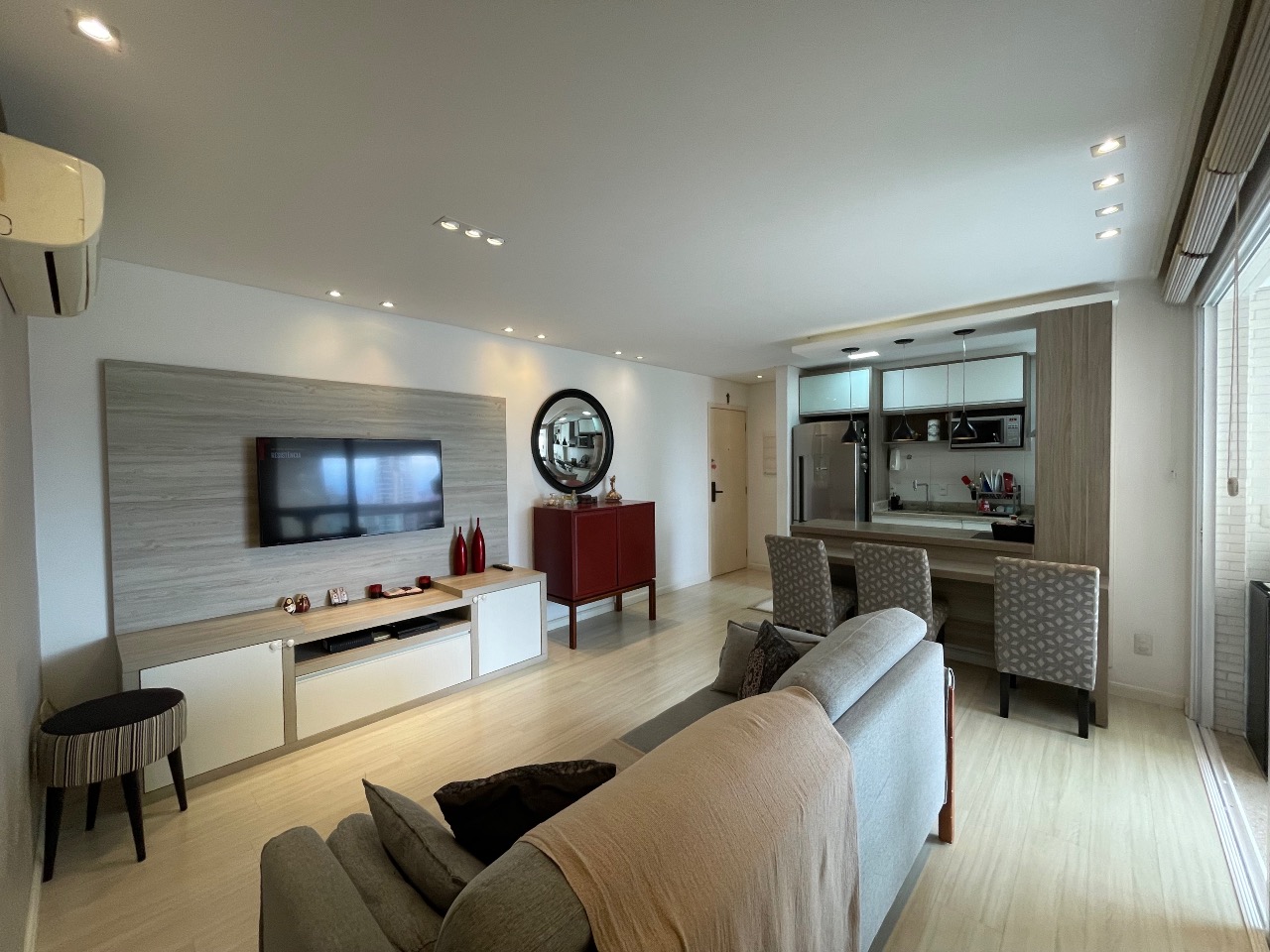 Apartamento à venda no Ponta da Praia: 