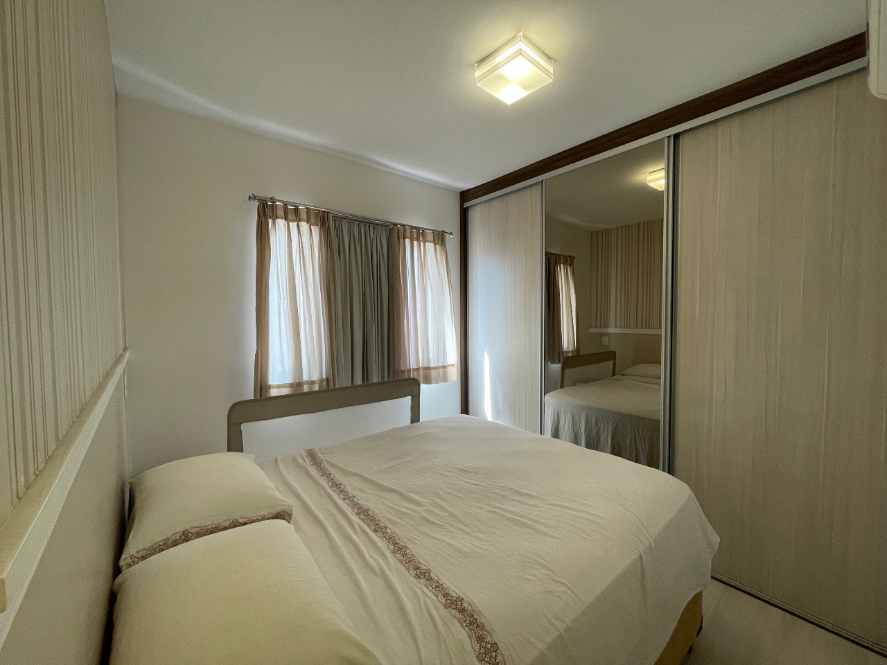 Apartamento à venda no Ponta da Praia: 