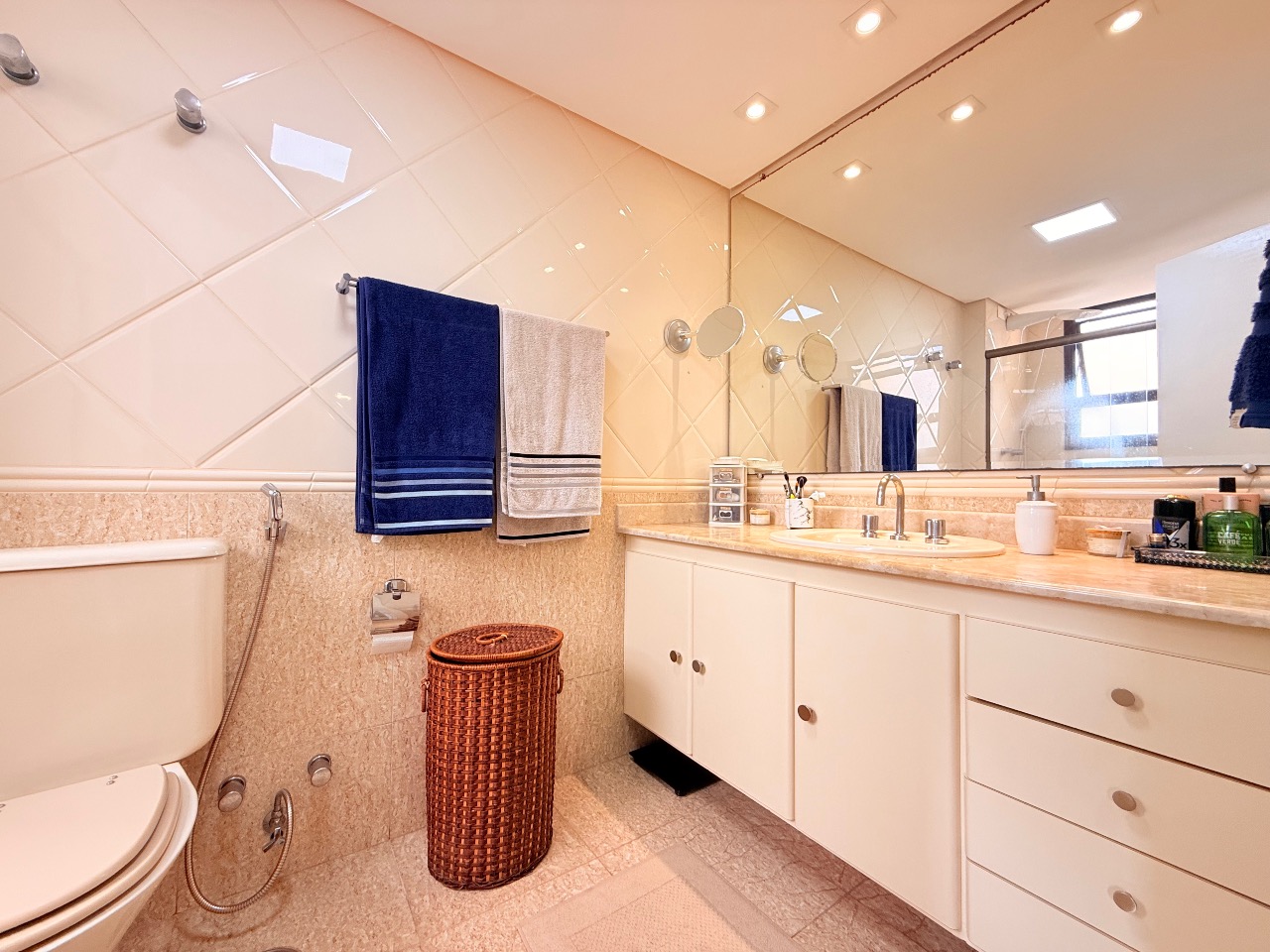 Apartamento à venda no Aparecida: