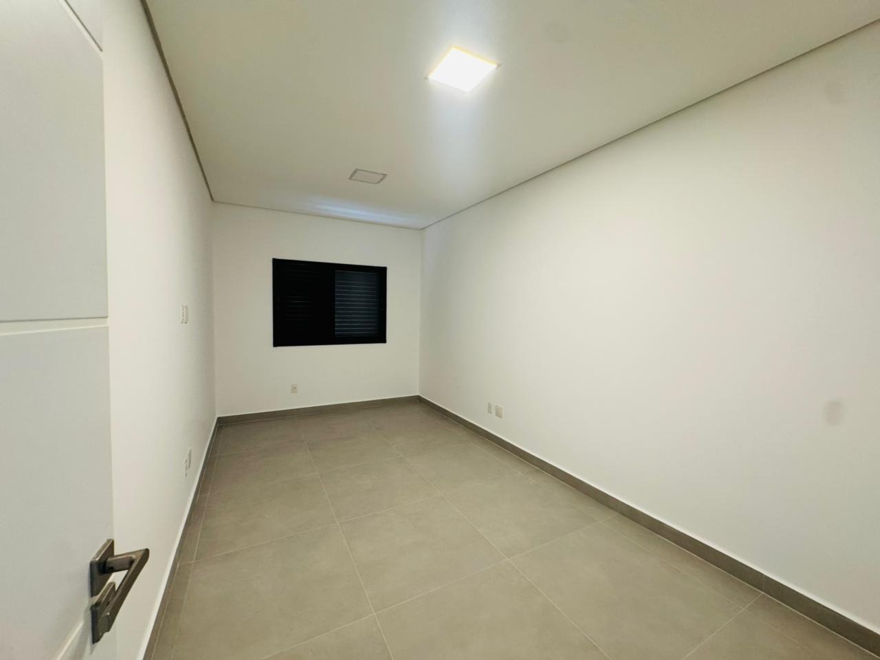 Casa à venda no Embaré: 