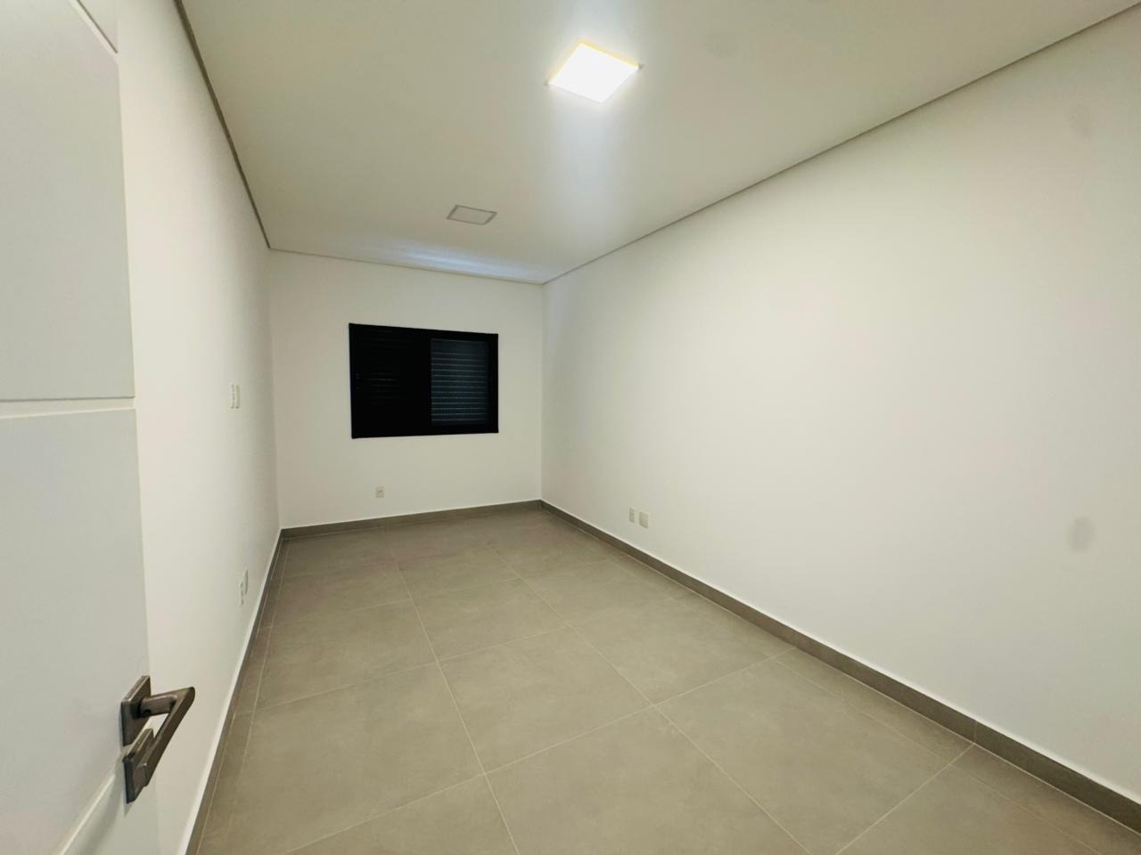 Casa à venda no Embaré: 