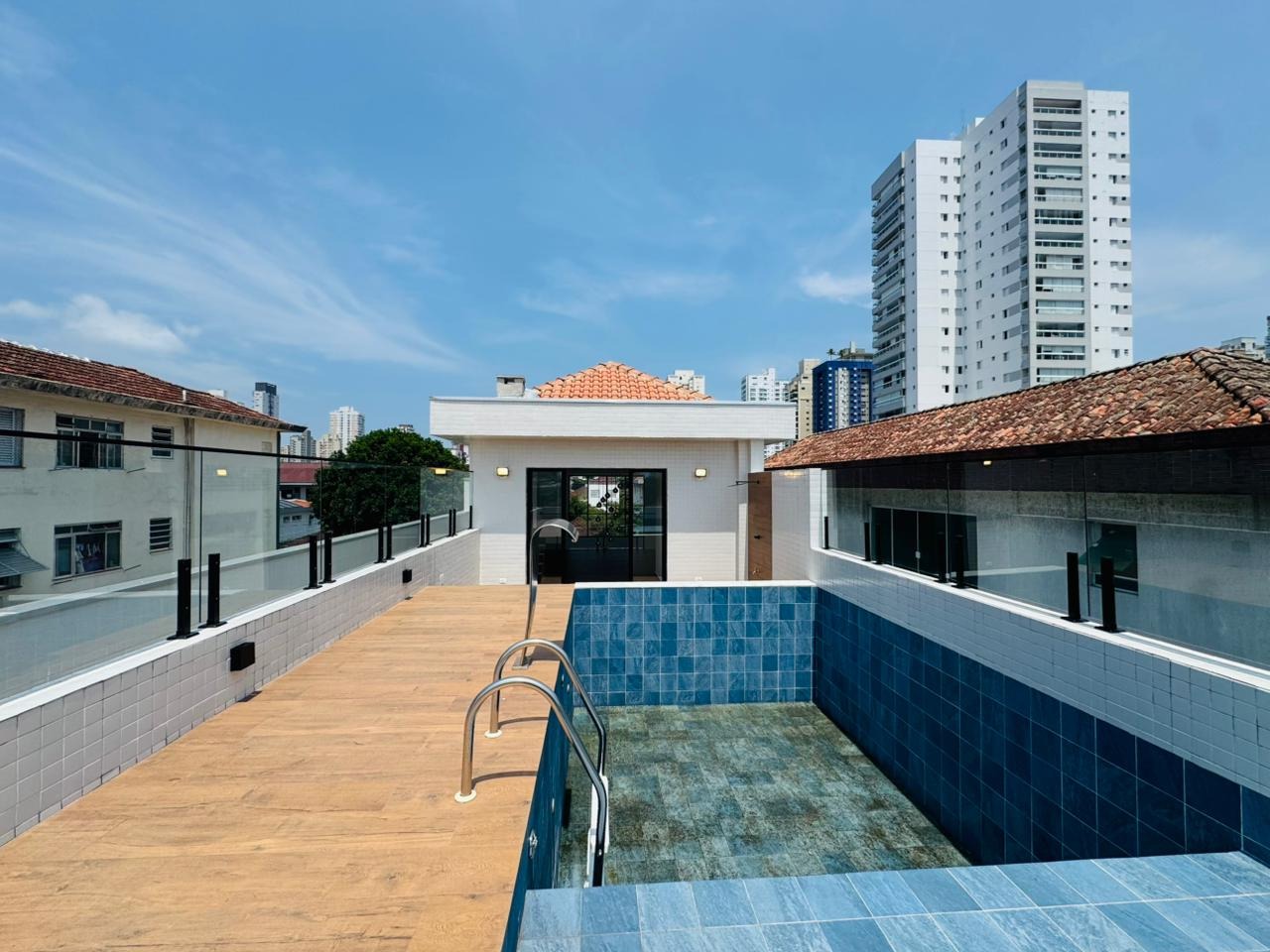 Casa à venda no Embaré: 