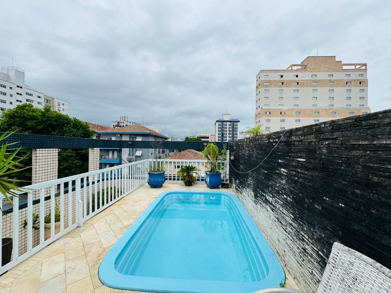 Casa à venda no Embaré: 