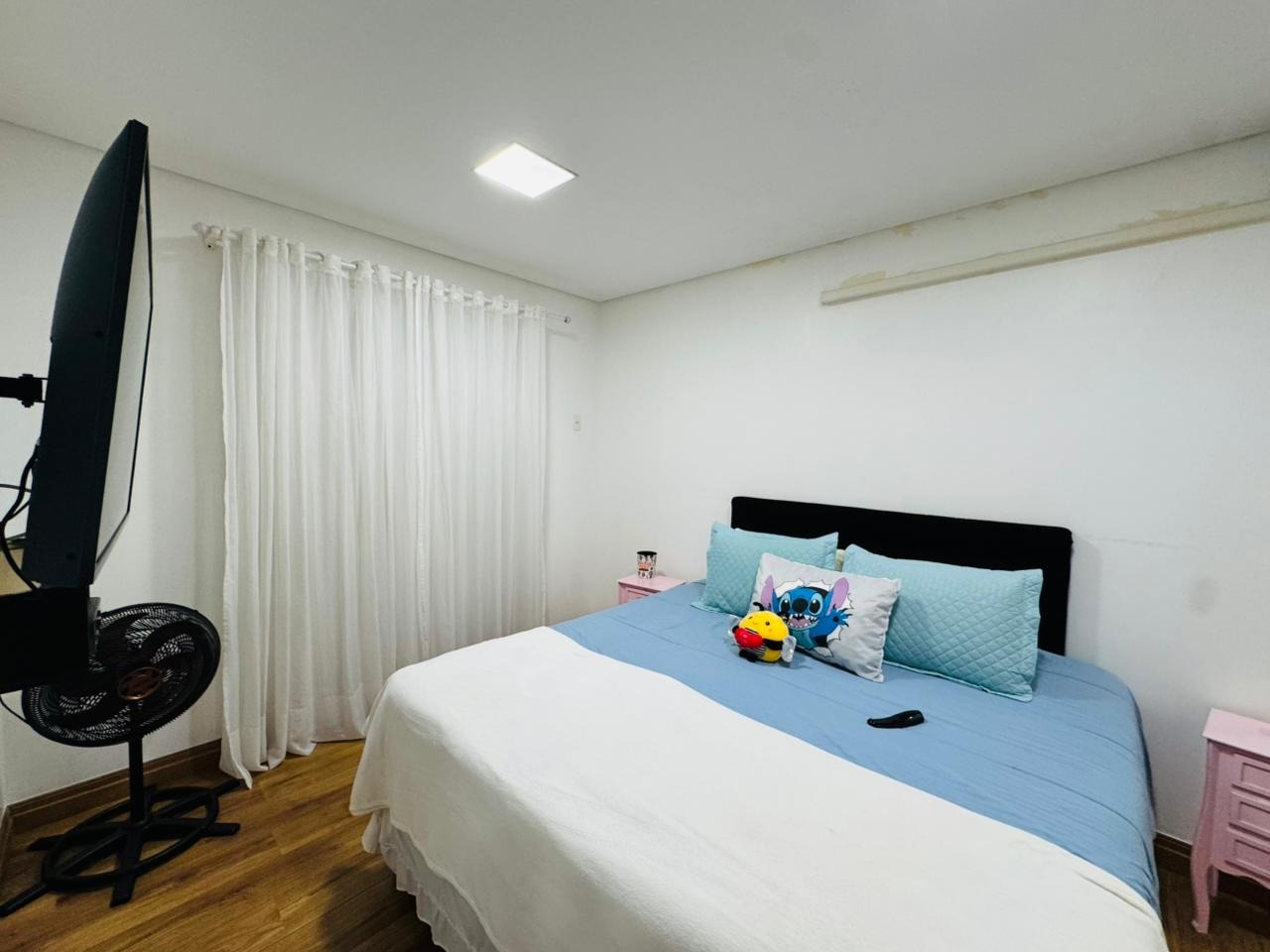 Casa à venda no Embaré: 