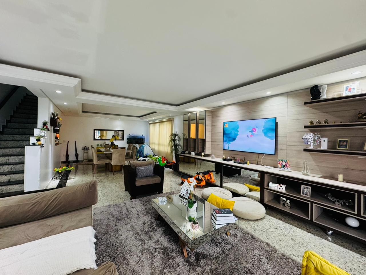 Casa à venda no Embaré: 