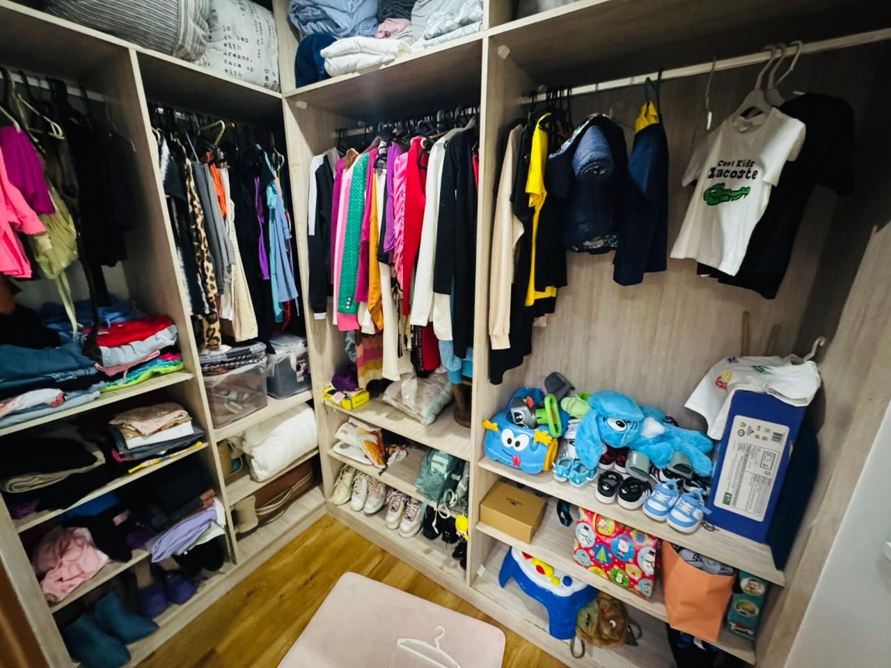 Casa à venda no Embaré: 