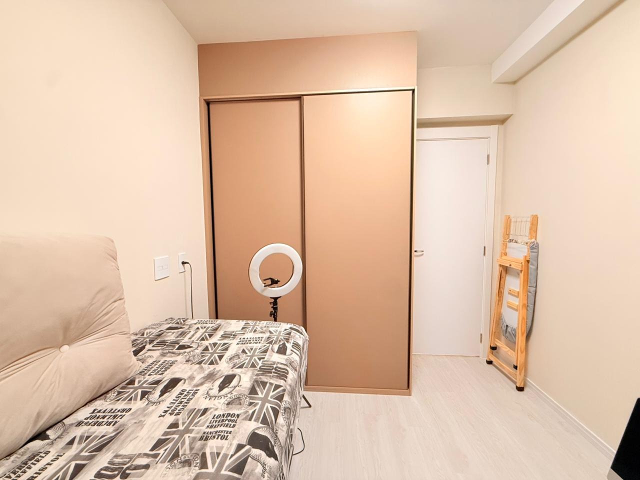 Apartamento para aluguel no Marapé: 