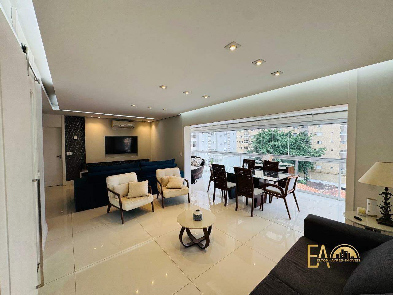 Apartamento à venda no Embaré: 