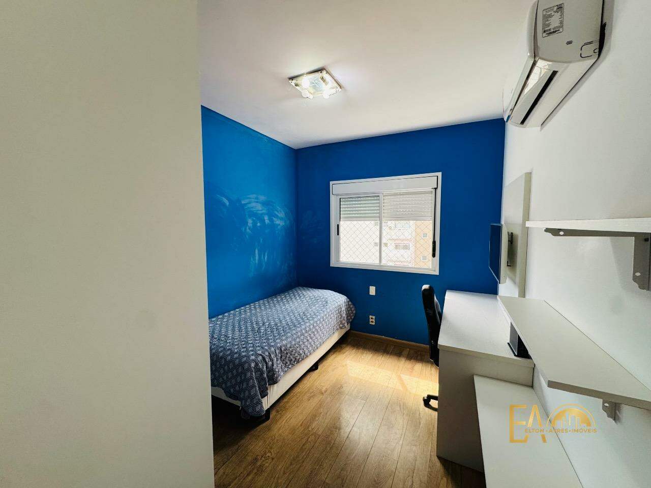 Apartamento à venda no Embaré: 