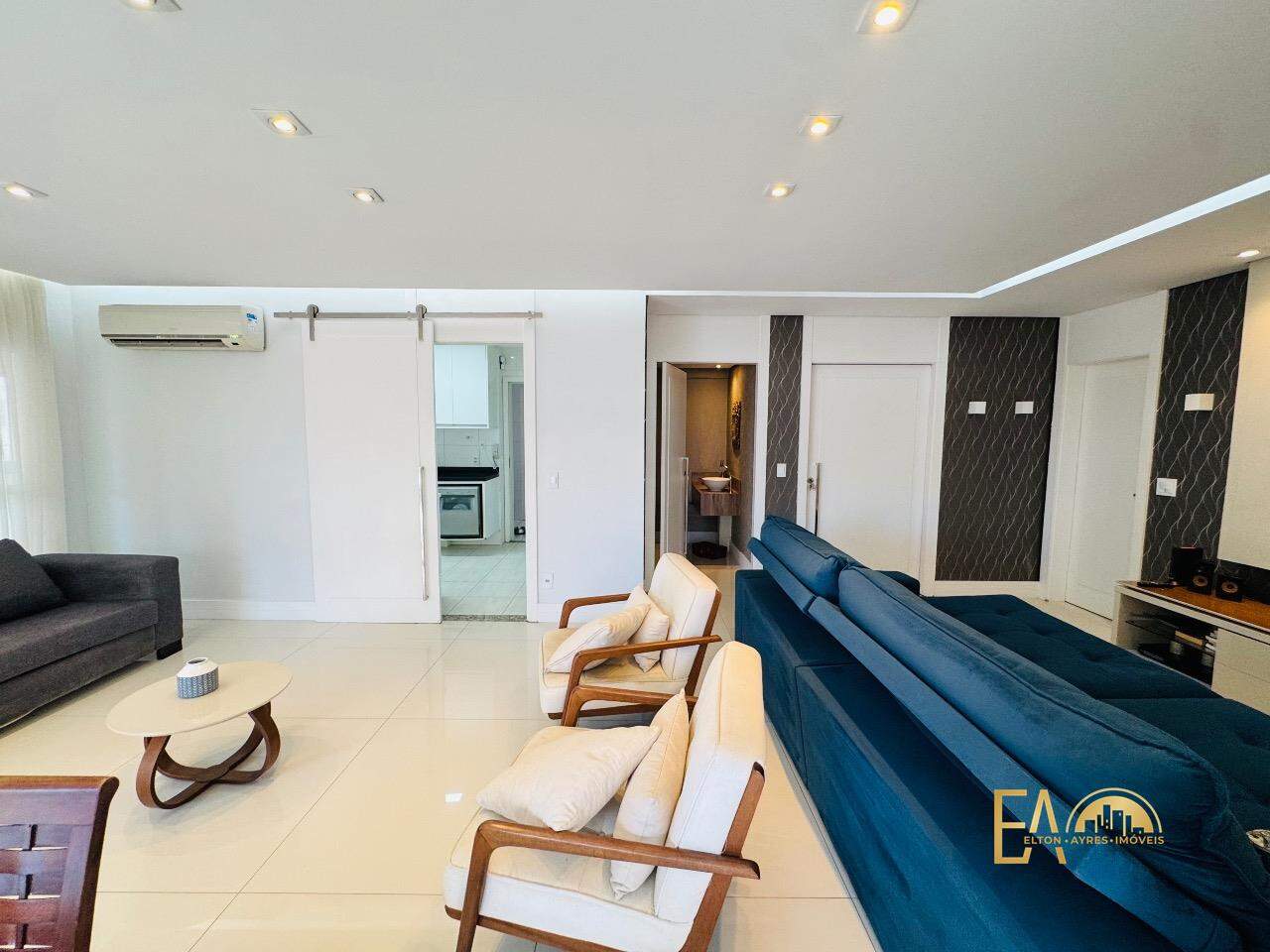 Apartamento à venda no Embaré: 