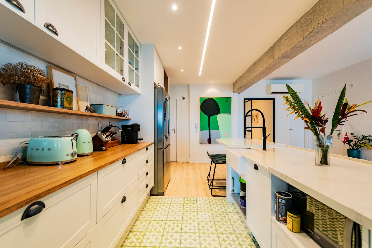 Apartamento à venda no Ponta da Praia: 