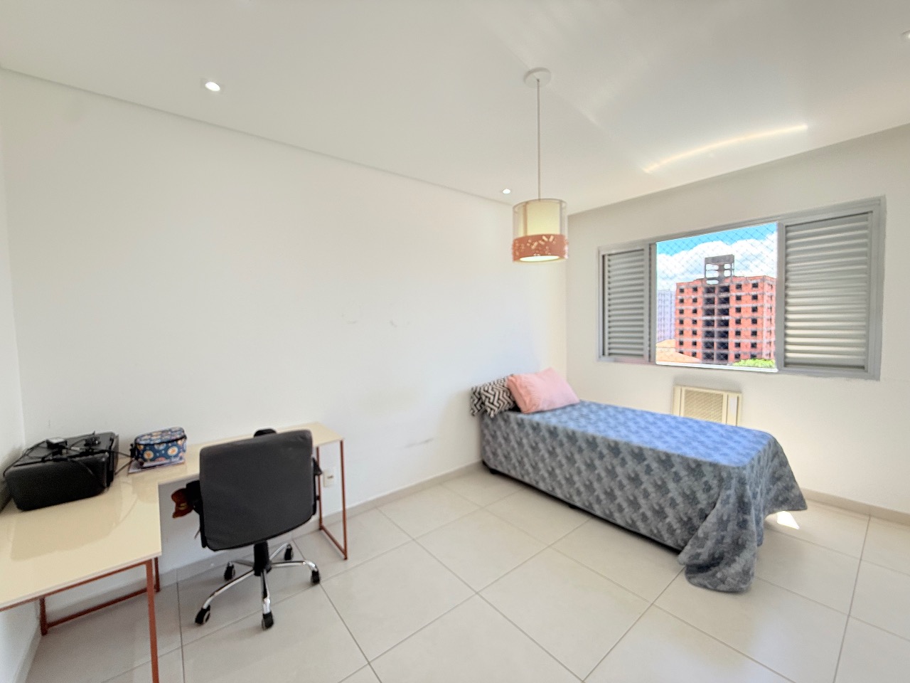 Apartamento à venda no Embaré: 