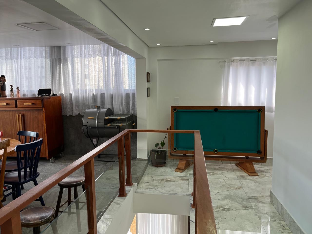 Cobertura à venda no Aparecida: 