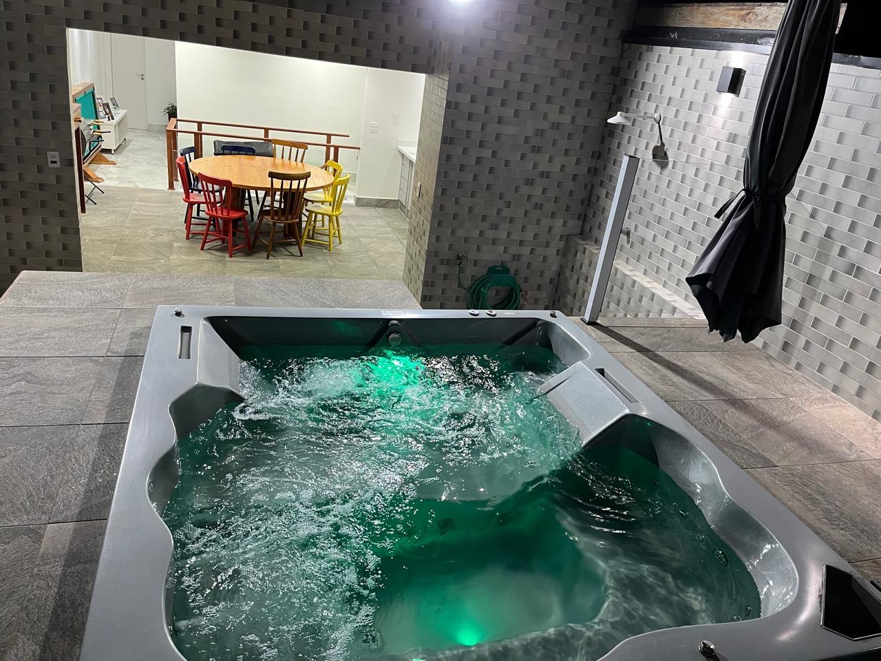 Cobertura à venda no Aparecida: 