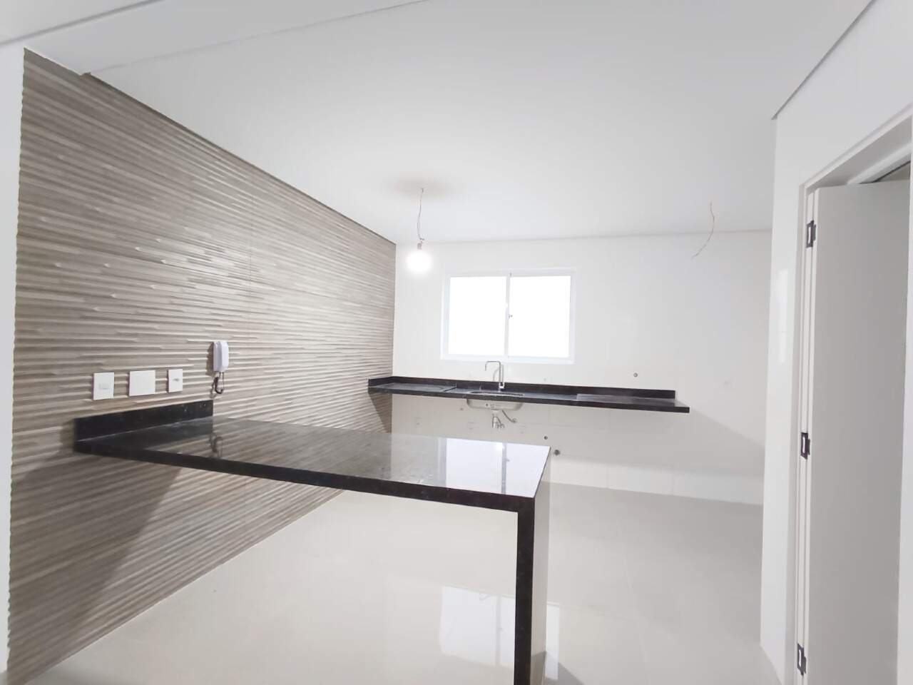  Casa à venda em Aparecida, Santos - SP: 