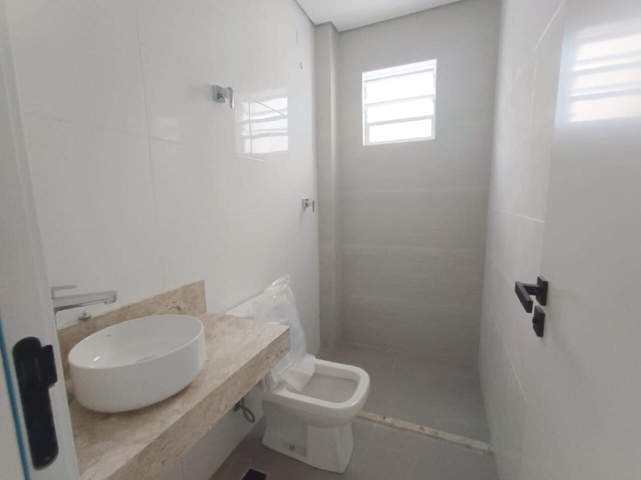  Casa à venda em Aparecida, Santos - SP: 