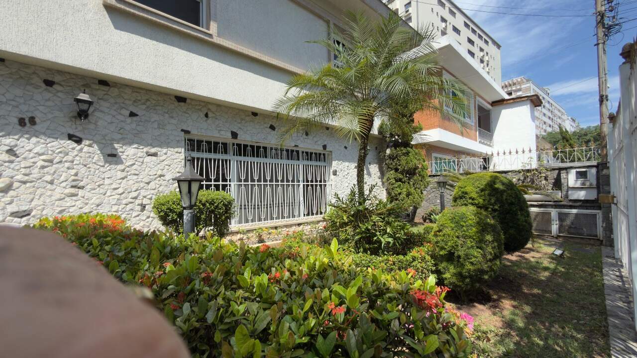 Casa à venda no Ponta da Praia: 
