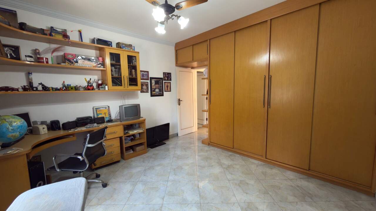 Casa à venda no Ponta da Praia: 