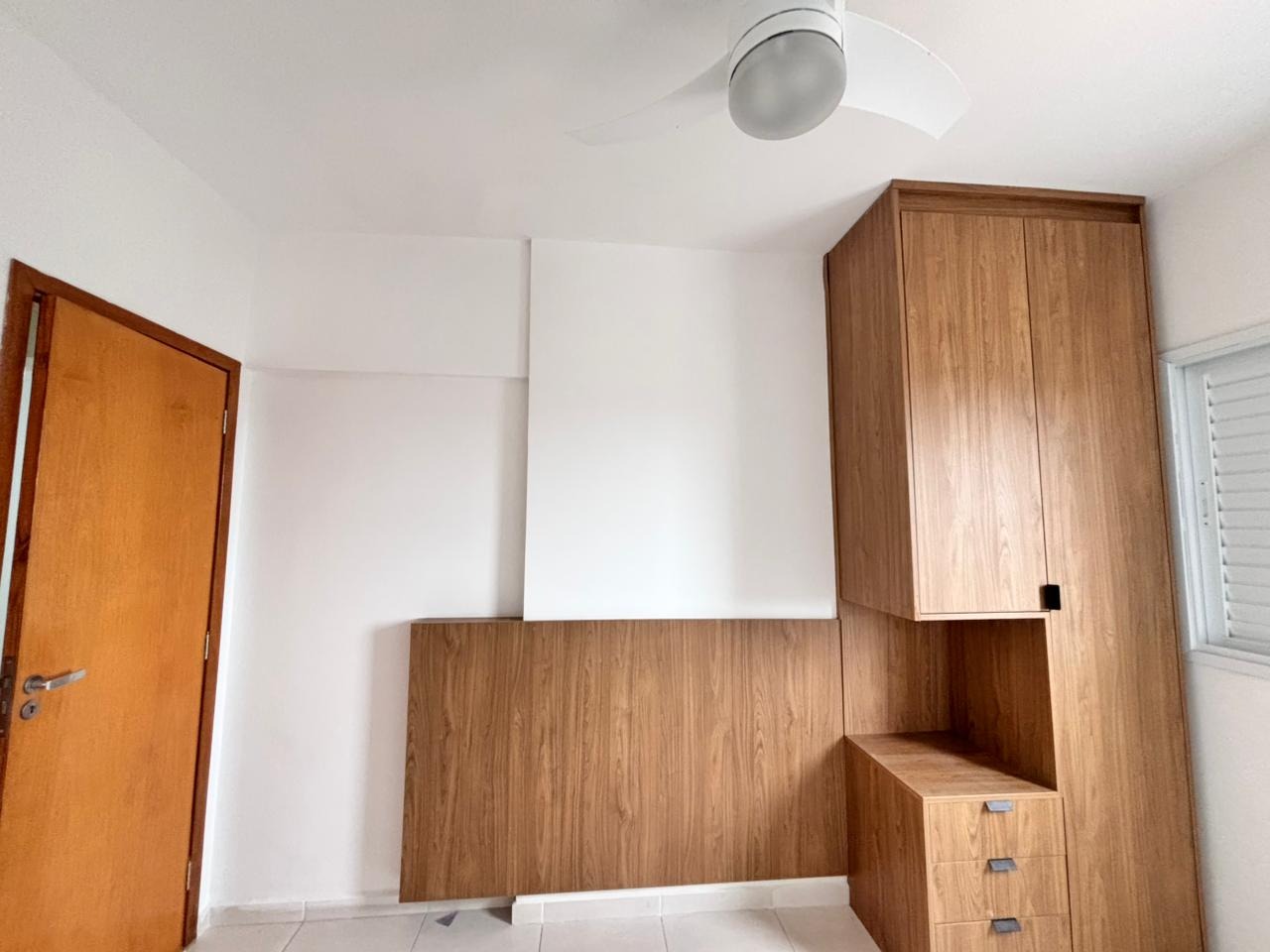 Apartamento para aluguel no Macuco: 