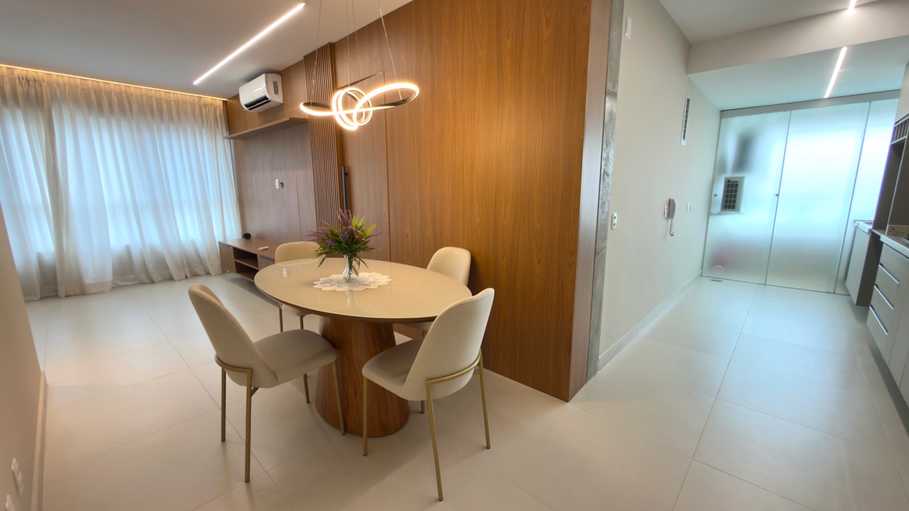 Apartamento à venda no Embaré: