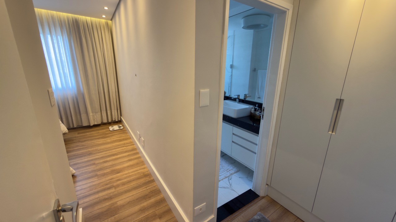 Apartamento à venda no Ponta da Praia: