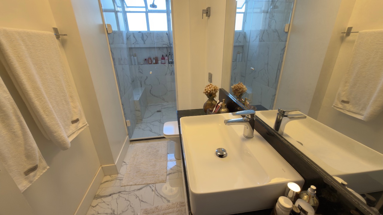 Apartamento à venda no Ponta da Praia: