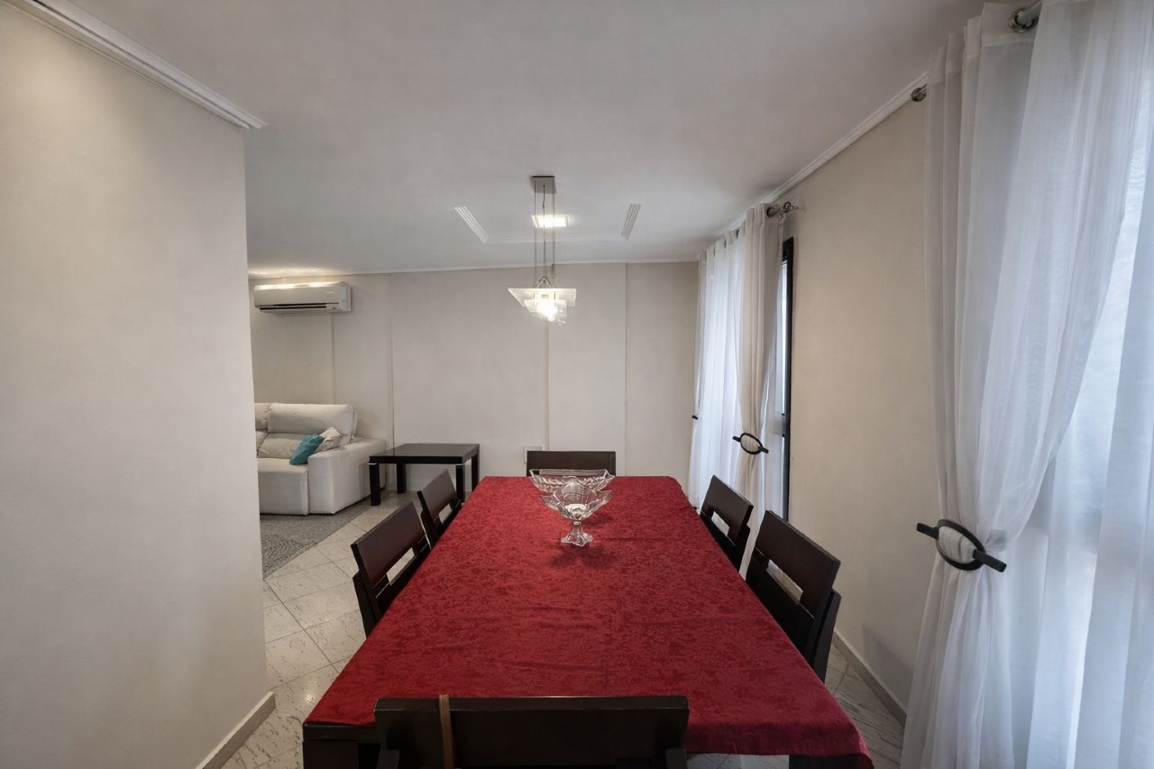 Apartamento à venda no Ponta da Praia: