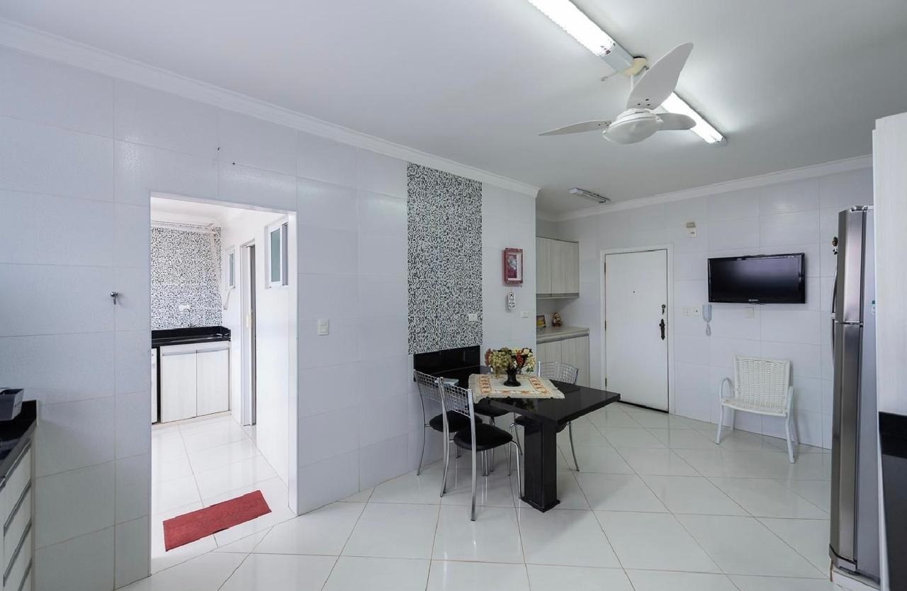 Apartamento para aluguel no Ponta da Praia: