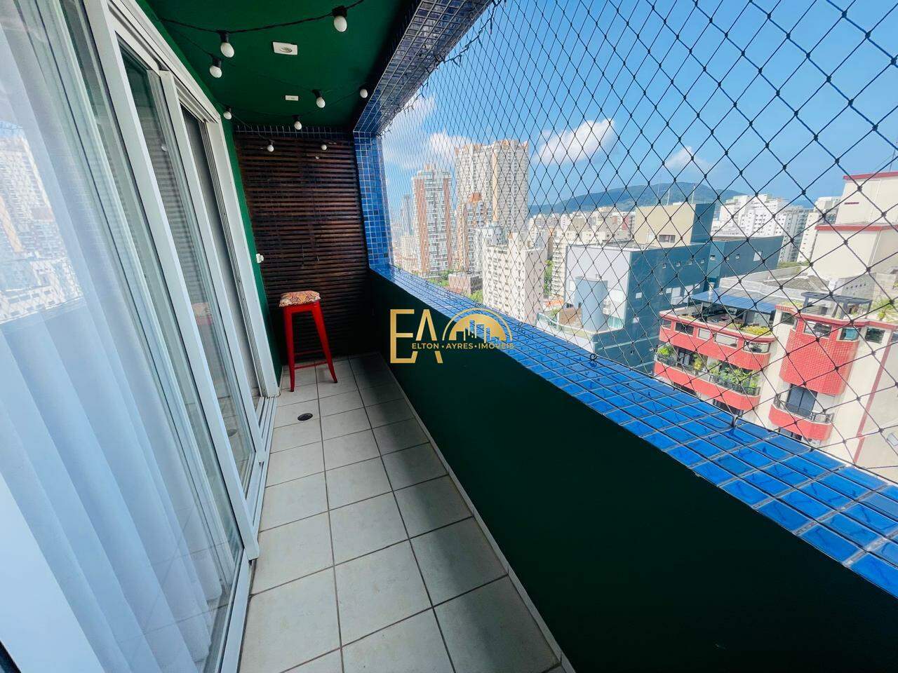 Apartamento à venda no Ponta da Praia: 