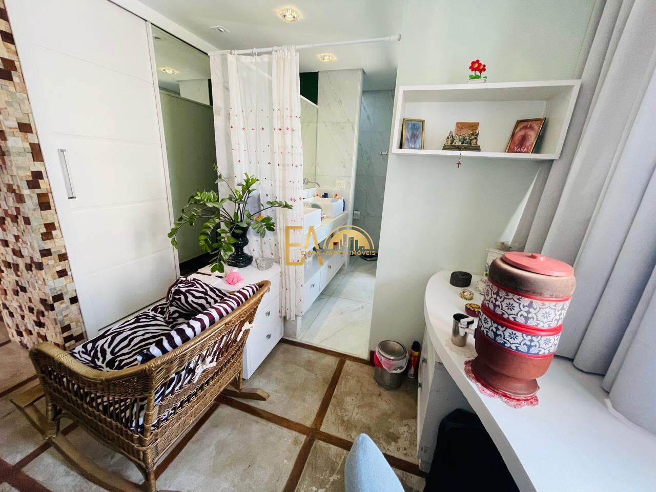 Apartamento à venda no Ponta da Praia: 