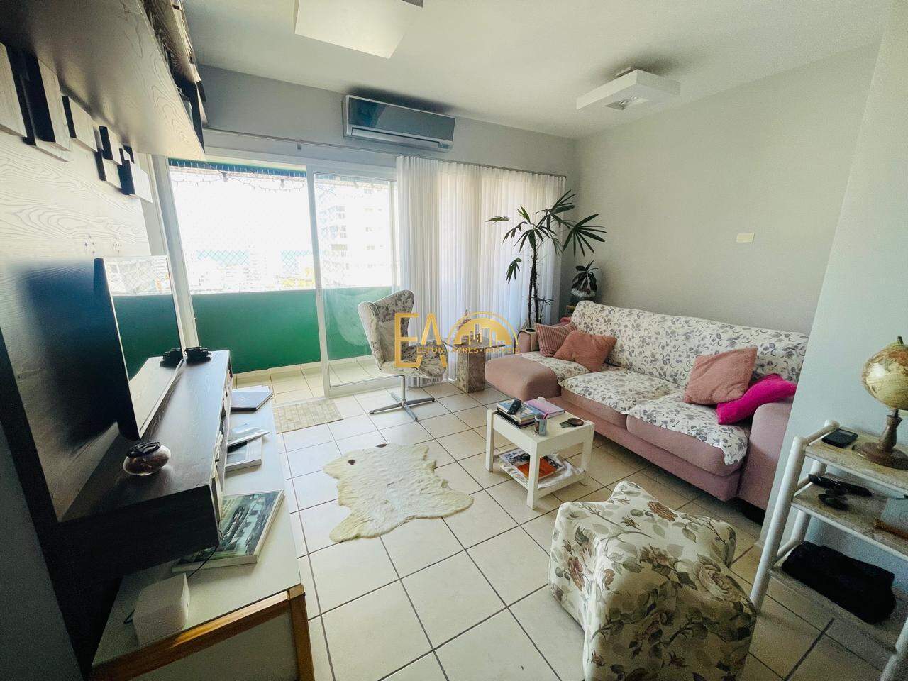 Apartamento à venda no Ponta da Praia: 