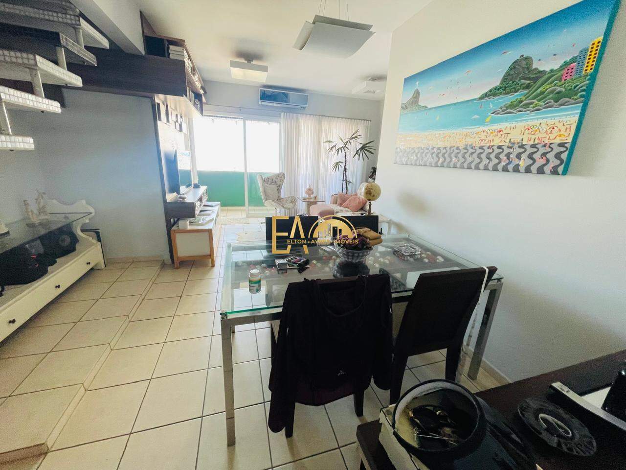Apartamento à venda no Ponta da Praia: 