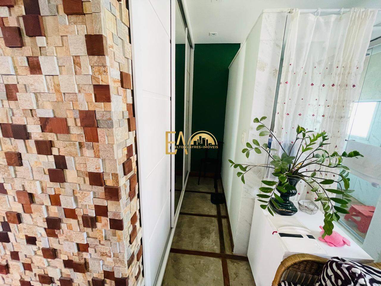 Apartamento à venda no Ponta da Praia: 