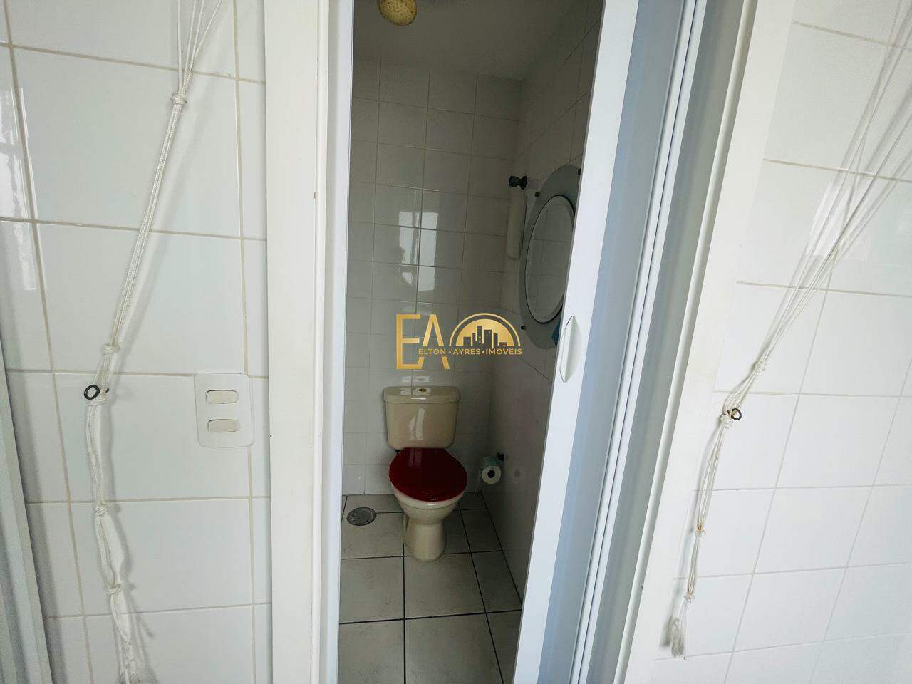 Apartamento à venda no Ponta da Praia: 