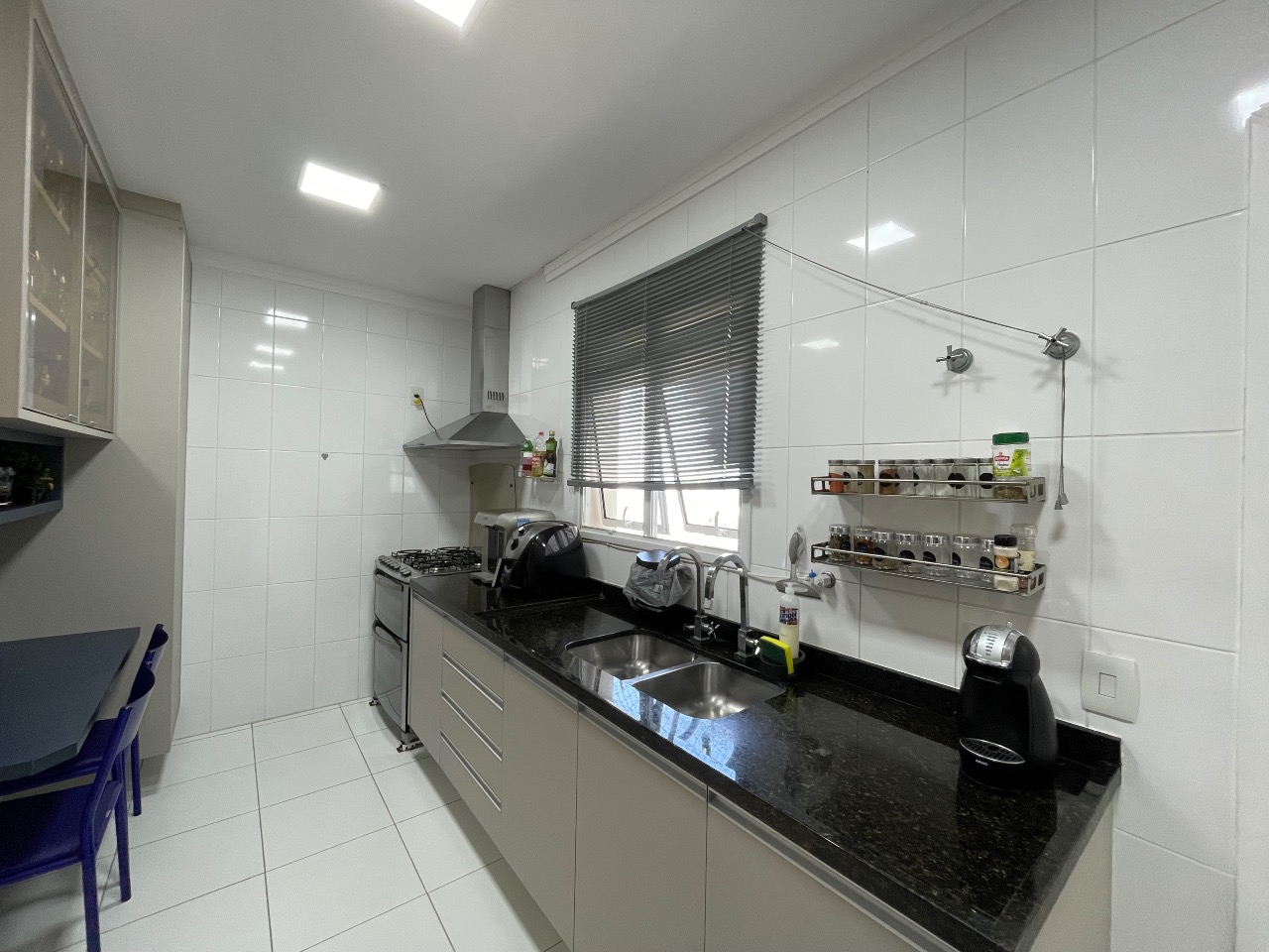 Apartamento à venda no Marapé: 