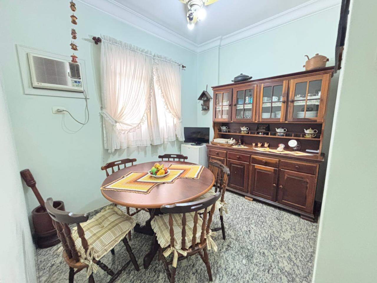 Apartamento à venda no Embaré: 