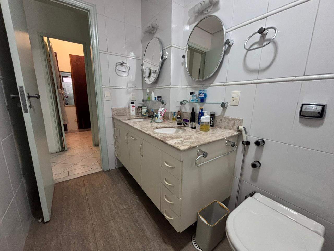 Apartamento à venda no Embaré: 